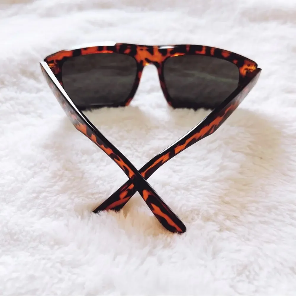 Simon Tortoise Brown Classic Sunglasses